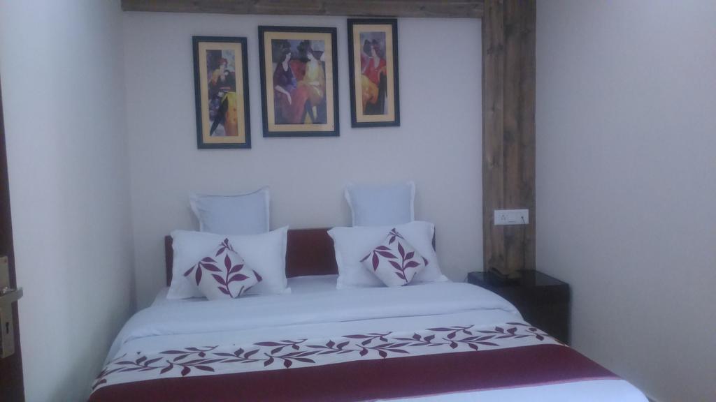 Breeze Hotel Siliguri Eksteriør billede