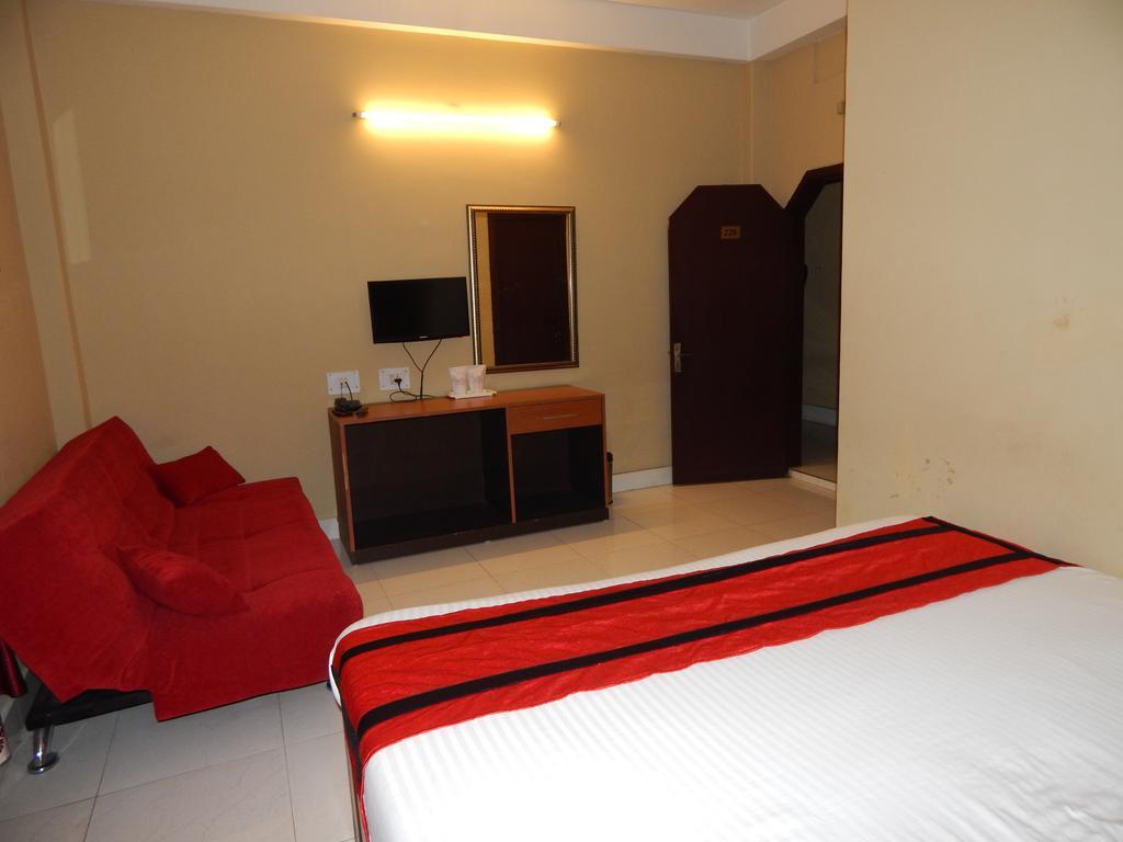 Breeze Hotel Siliguri Eksteriør billede