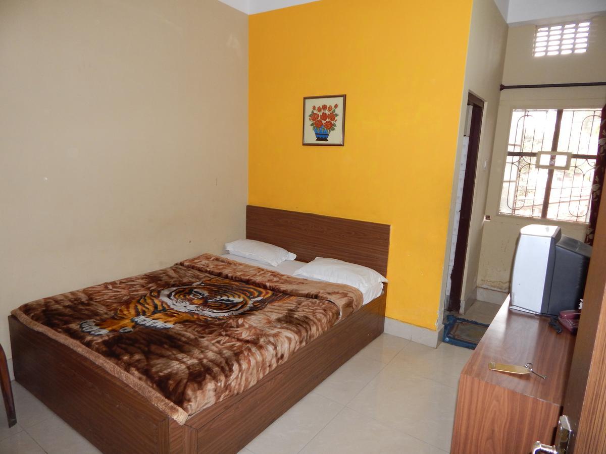 Breeze Hotel Siliguri Eksteriør billede