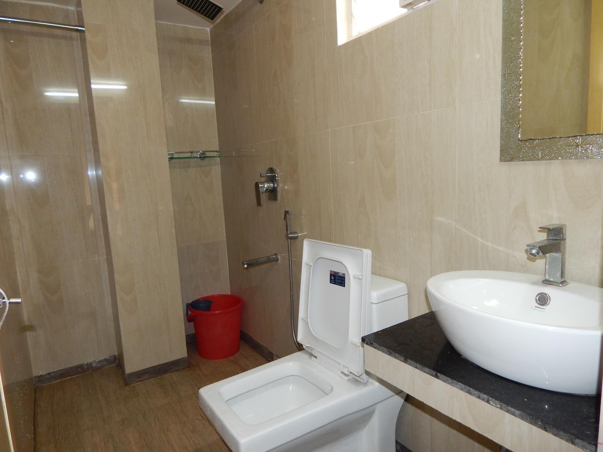 Breeze Hotel Siliguri Eksteriør billede